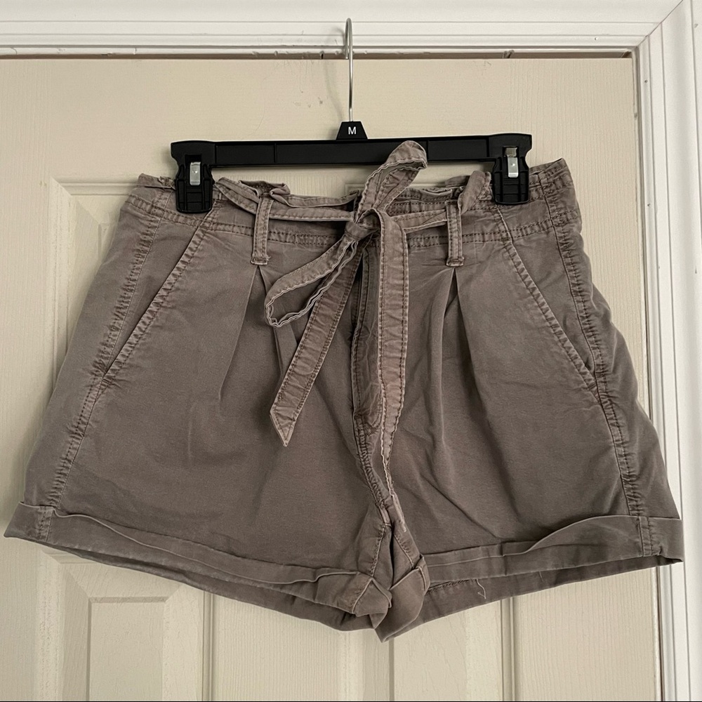 American Eagle Tie Shorts